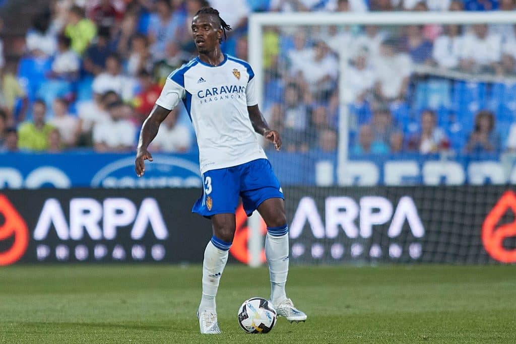 Jair Amador en un partido con el Real Zaragoza